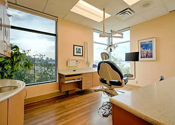 Dr. Pouneh Hanjani - North Vancouver, BC Dentists - Treatment Room Image