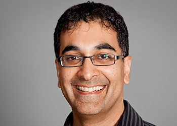 Dr. Raj Attariwala - AIM MEDICAL IMAGING Dr. Raj Attariwala - Vancouver, BC Radiologues - Doctor Portrait Image