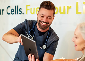 Dr. Rallis Wellness Group - Barrie, ON Cliniques Naturopathiques - Doctor Consultation Image
