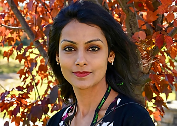 Dr. Ramneet Manghera - DENTUS FAMILY DENTAL Dr. Ramneet Manghera - St Albert, AB Dentists - Doctor Portrait Image