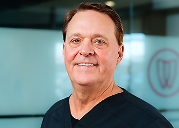 Dr. Randy Gilewich - Regina, SK Dentists - Doctor Portrait Image