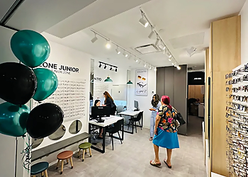 Montreal Optométristes Pédiatriques Dr. Raphael Elalouf, OD - VISION770