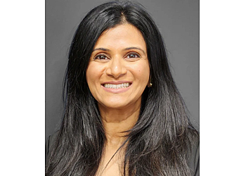 Guelph cosmetic dentist Dr. Raynah Fernande - WILLOW WEST DENTAL OFFICE