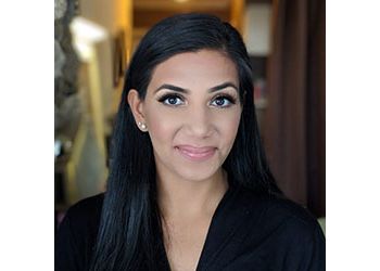North Vancouver cosmetic dentist Dr. Reeti Soni - LONSDALE DENTAL CENTRE