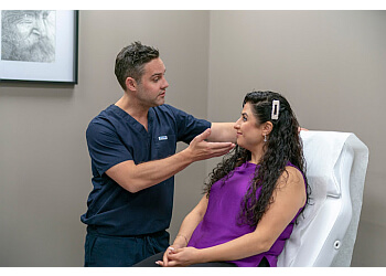 Peterborough Chirurgien Plasticien Dr. Reid Chambers - KAWARTHA PLASTIC SURGERY