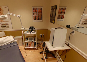 Halifax plastic surgeon Dr. Richard Bendor-Samuel - THE LANDINGS SURGICAL CENTRE