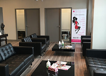 Brampton plastic surgeon Dr. Robert Sleightholm - BRAMPTON COSMETIC SURGERY CENTER & MEDICAL SPA