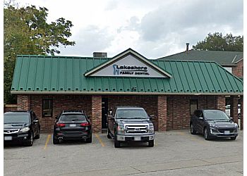 Sarnia cosmetic dentist Dr. Robert Sottosanti - LAKESHORE FAMILY DENTAL