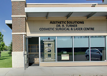 Winnipeg plastic surgeon Dr. Robert Turner - AESTHETIC SOLUTIONS