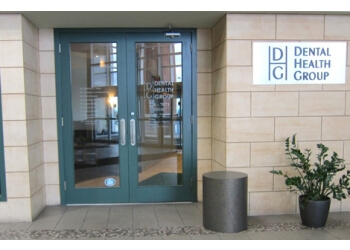 Burlington cosmetic dentist Dr. Krystian Belza - DENTAL HEALTH GROUP