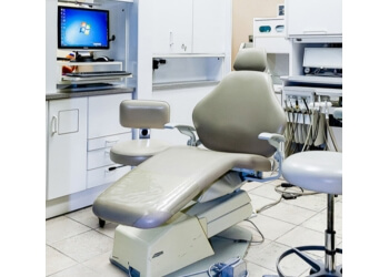 Burlington cosmetic dentist Dr. Krystian Belza - DENTAL HEALTH GROUP