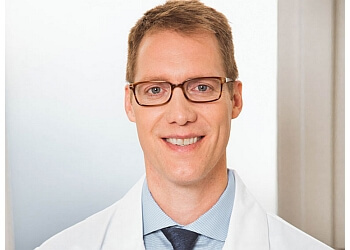 Oakville plastic surgeon Dr. Rodger Shortt - BRIARWOOD COSMETIC SURGICAL CENTRE