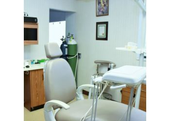 Chatham Dentistes Dr. Rohit James - THAMES RIVER FAMILY DENTISTRY
