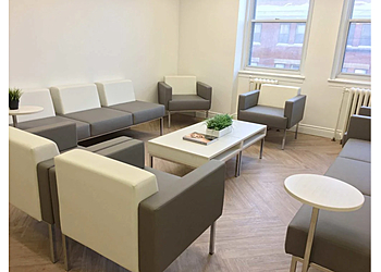 Montreal dermatologist Dr. Roni Munk - DERMAPURE