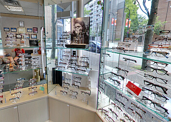 New Westminster pediatric optometrist Dr. S. Bachra, OD - LIFETIME EYECARE