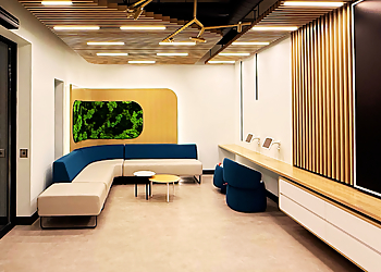 Oakville cosmetic dentist Dr. Saman Jomehri - FAMILY DENTIST TREE