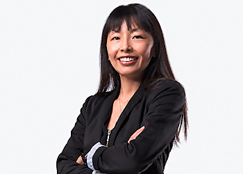 Dr. Samantha Lai, OD - BLINK EYEWEAR CREEKSIDE Dr. Samantha Lai, OD - Calgary, AB Optométristes Pédiatriques - Doctor Portrait Image