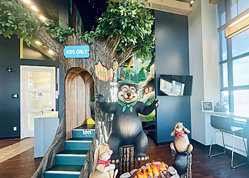 Dr. Samneet K. Mangat - Calgary, AB Dentistes Enfants - Clinic Interior Image