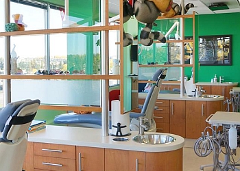 Calgary children dentist Dr. Sarah Hulland - ABC PEDIATRIC DENTISTRY