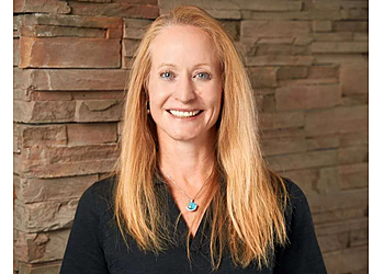 Calgary children dentist Dr. Sarah Hulland - ABC PEDIATRIC DENTISTRY