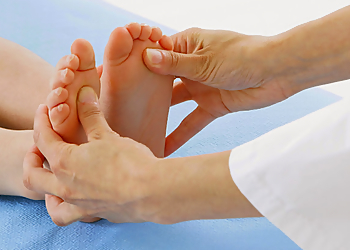Dr.Scott Fitzner - ALBERTA FAMILY PODIATRY - Calgary, AB Podiatrists - Podiatric Examination Image