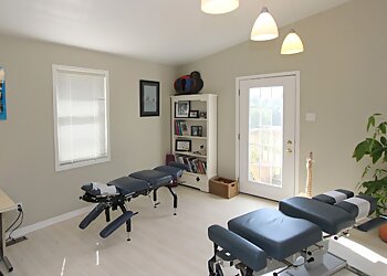 Peterborough chiropractor Dr. Sean Francis, B.Kin, DC - TOWERHILL CHIROPRACTIC
