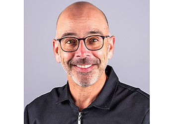 Levis dentist Dr. Serge Garnea - CENTRE DENTAIRE ST-NICOLAS