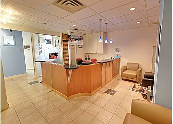 Vancouver dentist Dr. Shahdad Ayoughi - PARKVIEW DENTAL VANCOUVER AND IMPLANT CENTRE