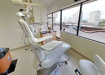 Vancouver dentist Dr. Shahdad Ayoughi - PARKVIEW DENTAL VANCOUVER AND IMPLANT CENTRE