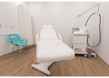 St Johns plastic surgeon Dr. Shane Seal