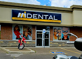 Kitchener cosmetic dentist Dr. Sharib Manzoor - MI Dental Dentist Kitchener