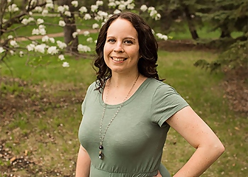 Regina Pediatric Optometrists Dr. Sharla Benoit, OD - FAMILY EYE CARE CENTER 