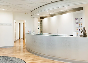 Dr. Sheetal Sapra - Oakville, ON Dermatologists - Reception Area Image