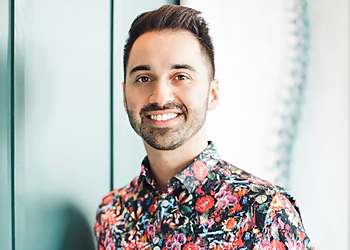 Dr. Simon Cinq-Mars, Chiropraticien DC - PURE CLINIQUE CHIROPRATIQUE - Blainville, QC Chiropractors - Doctor Portrait Image