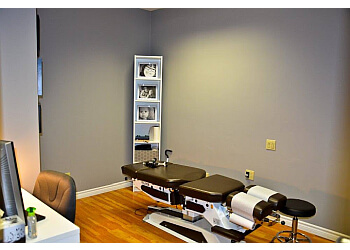 Brantford Chiropraticiens Dr. Spenser Dougley, DC, FR, FRCms - BRANT WELLNESS & REHAB