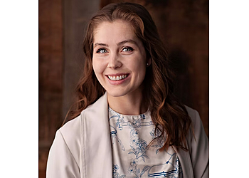 Sherwood Park children dentist Dr. Stephanie McCorkill - BRUSH DENTAL