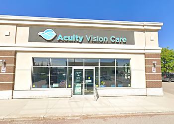 Winnipeg pediatric optometrist Dr. Stephanie Tan, OD - ACUITY VISION CARE