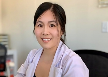 Winnipeg Optométristes Pédiatriques Dr. Stephanie Tan, OD - ACUITY VISION CARE