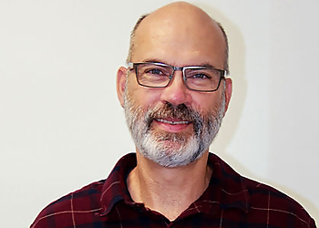 Dr. Steven Dommann - North Vancouver, BC Neurologists - Doctor Portrait Image