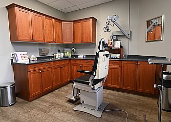 Surrey ent doctor Dr. Strecker Harvey