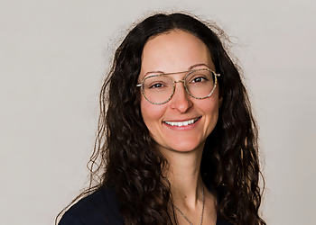 Dr. Stéphanie Germain, Chiropraticien DC - Clinique Chiropratique Bellerive Dr. Stéphanie Germain, Chiropraticien DC - Clinique Chiropratique Bellerive - Shawinigan, QC Chiropractors - Doctor Portrait Image
