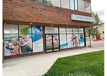 Edmonton cosmetic dentist Dr. Sumit Abrol - CENTRAL DENTAL FAMILY DENTISTRY