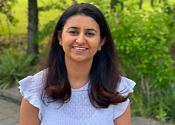 Dr. Tejpreet Kaur Kanwal - CASTLEMORE PEDIATRIC CLINIC Dr. Tejpreet Kaur Kanwal - Brampton, ON Pédiatres - Doctor Portrait Image