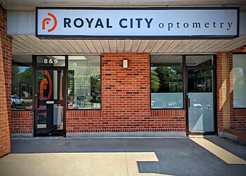 Guelph pediatric optometrist Dr. Rachel Bruns, OD - ROYAL CITY OPTOMETRY