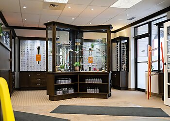 Guelph pediatric optometrist Dr. Rachel Bruns, OD - ROYAL CITY OPTOMETRY