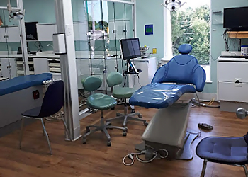Dr. Timucin Ari - London, ON Children Dentists - Treatment Room Image