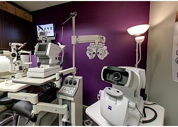 Delta pediatric optometrist Dr. Vicki Chen, OD - ROBERTSON OPTOMETRY