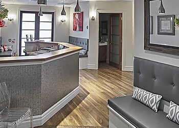 Blainville chiropractor Dr. Virginie Paré, Chiropraticienne - Centre Chiropratique Les portes du Fontainebleau