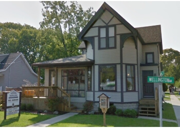 Sarnia Chiropraticiens Dr. Wes Dawkins, DC - DAWKINS CHIROPRACTIC CLINIC