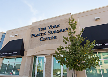 Dr. William Andrade - Newmarket, ON Chirurgien Plasticien - Clinic Exterior Image